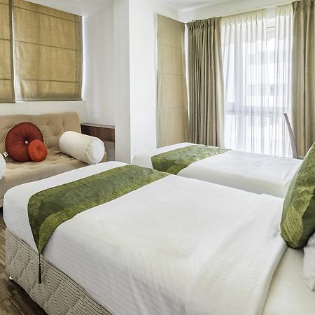 Treebo Trend J'S Five Two Boutique Hotel Chennai Exterior photo