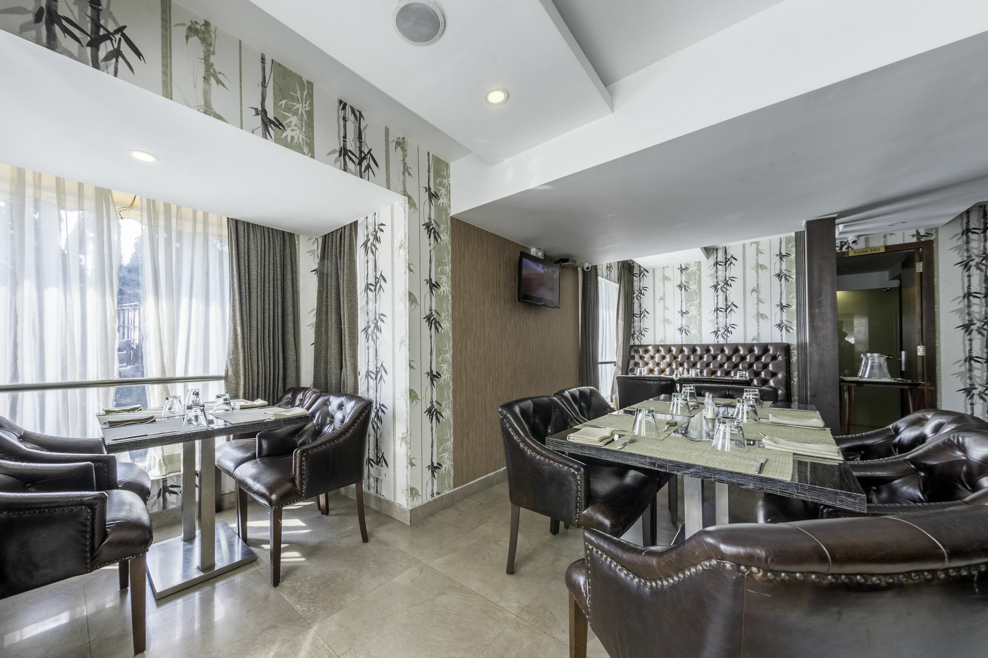Treebo Trend J'S Five Two Boutique Hotel Chennai Exterior photo